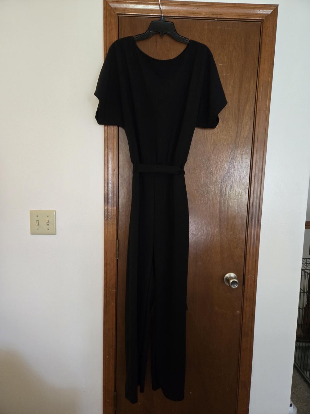 Black Short Sleeve Belted Jumpsuit Wide Leg Size Medium EUC